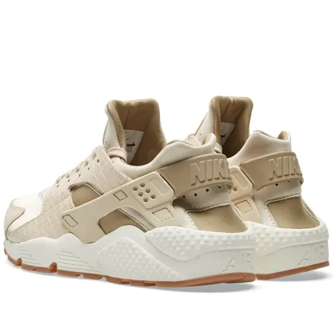 W Air Huarache Run Premium