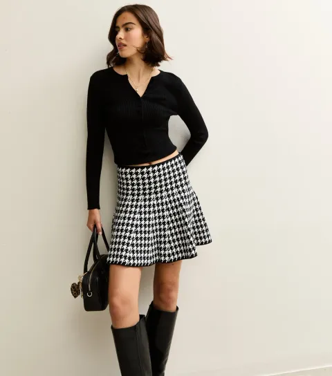 Women's Black Dogtooth Check A-Line Mini Skirt
