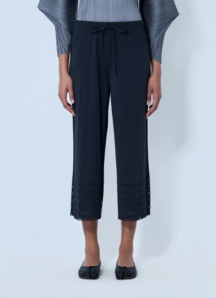 Pleated Wide-Leg Trousers