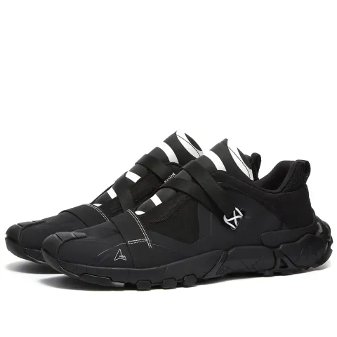 Gorak Strapped Sneaker