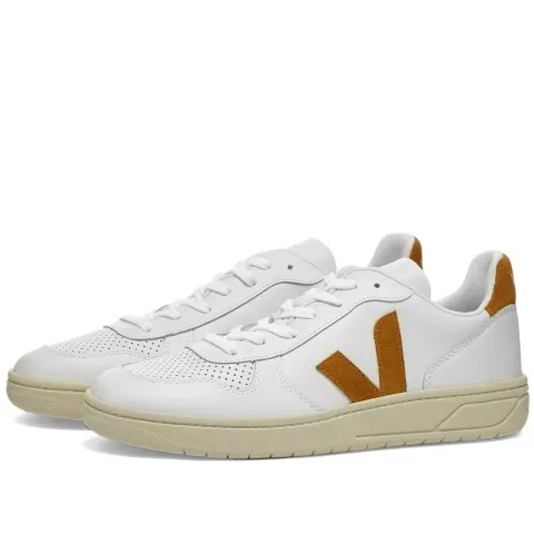 V-10 Leather Basketball Sneaker