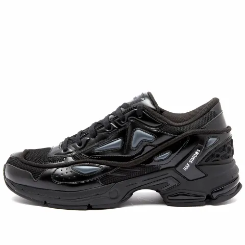 Phraxus Oversized Sneaker