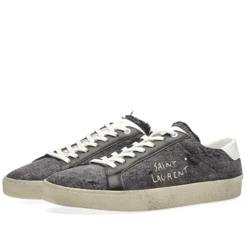 Court Classic Logo Sneaker