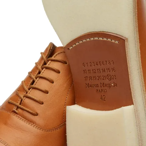 22 Brushed Effect Toe Cap Derby