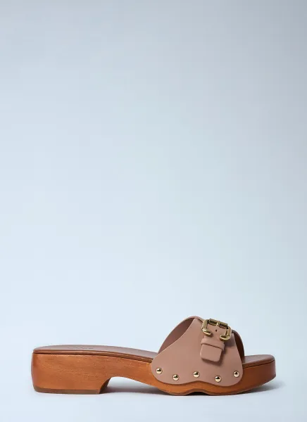 Jeannette Sandals