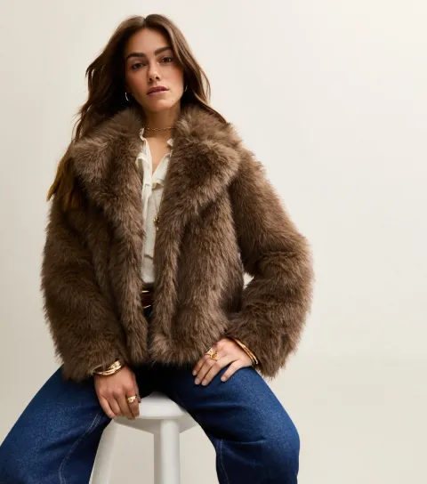 New Look Women's Petite Brown Faux Fur Jacket