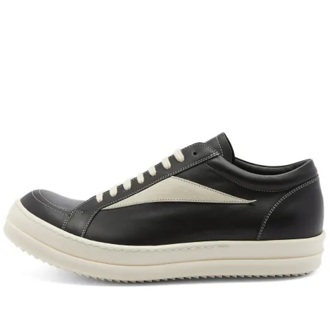 Low Sneakers