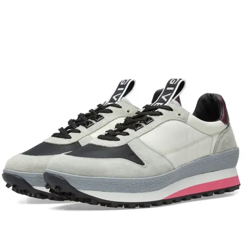 TR3 Runner