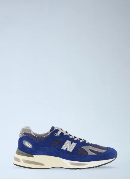 U991VB2 Made in UK Sneakers