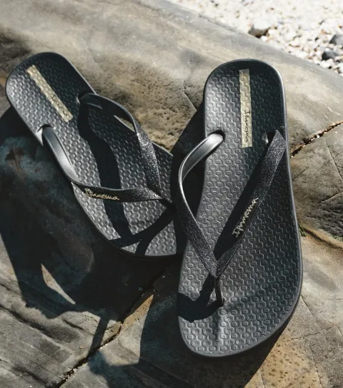 Women's Black Anatomic Lolita Flip Flops