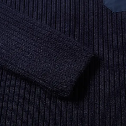 Design Pocket Crew Knit