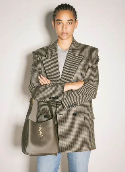 Le 5 à 7 Small Shoulder Bag