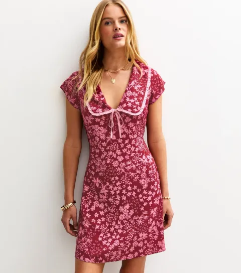 Women's Burgundy Floral Print Collared Mini Dress