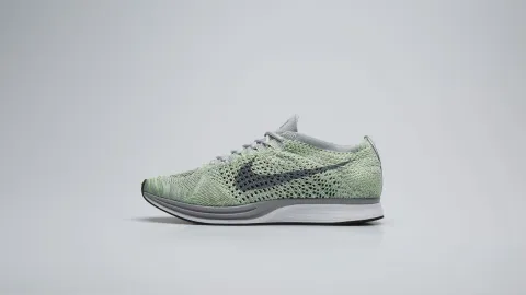 Flyknit Racer