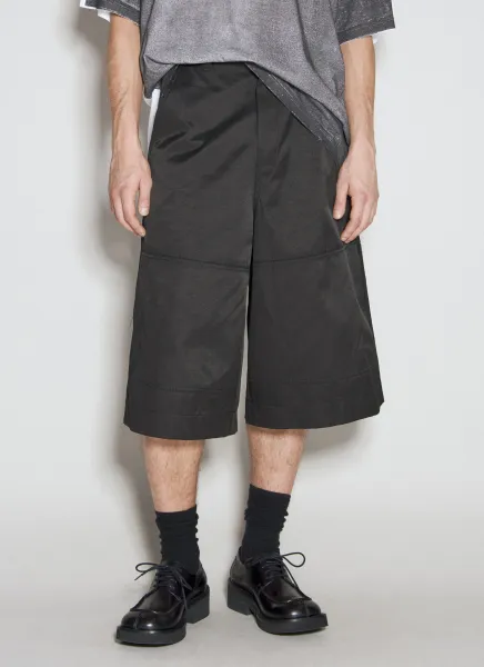 Knee Panel Bermuda Shorts
