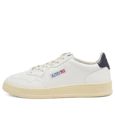 01 Low Leather Sneaker