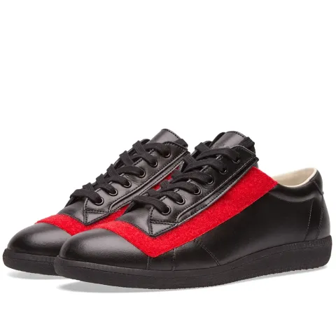 22 Velcro City Sneaker