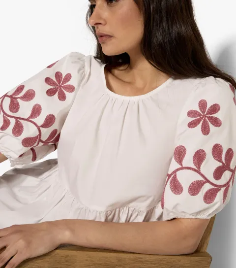 Women's White Floral Embroidery Peplum Top