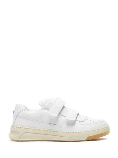 Steffey trainers O. White/Ecru
