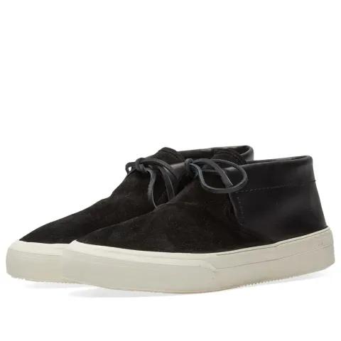 22 Minnettonka Sneaker