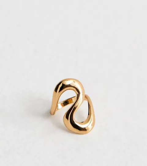 Gold Tone Wavy Ring