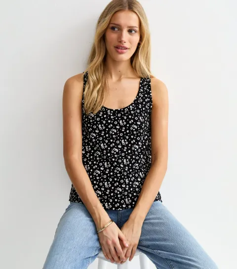 Women's Black Daisy Print Relaxed Tank Top