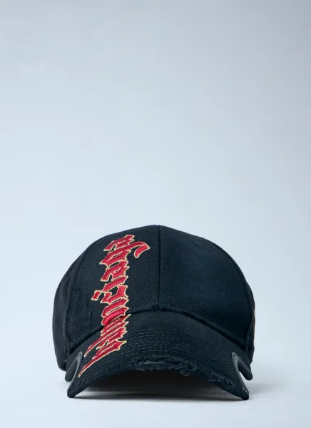 No Closure Logo Cap
