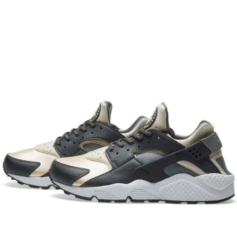 W Air Huarache Run