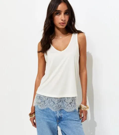 New Look Women's Off White Lace Trim Relaxed V-Neck Vest