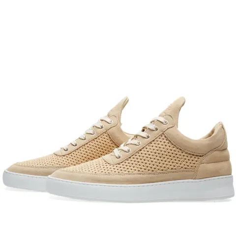 Low Top Sneaker