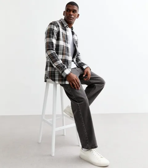 Men's Black Relaxed Jeans