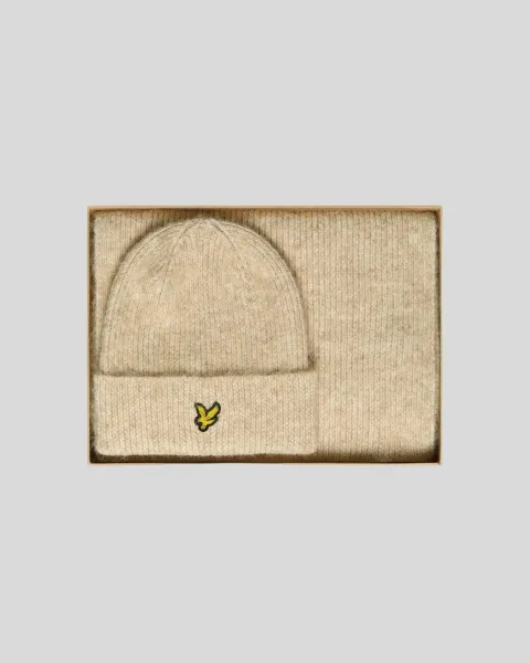 Lyle & Scott Brushed Scarf and Beanie Set