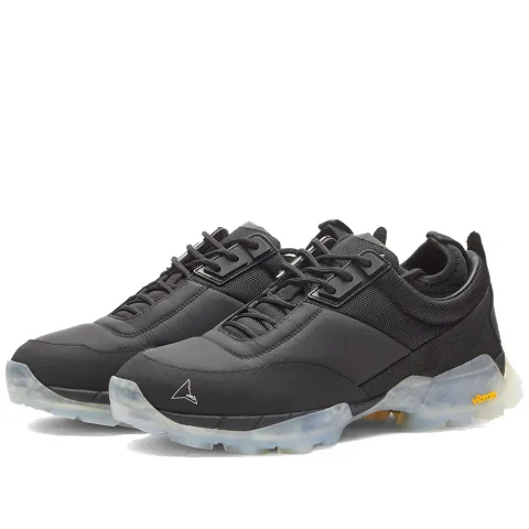 Double Neal Mesh Hiking Sneaker