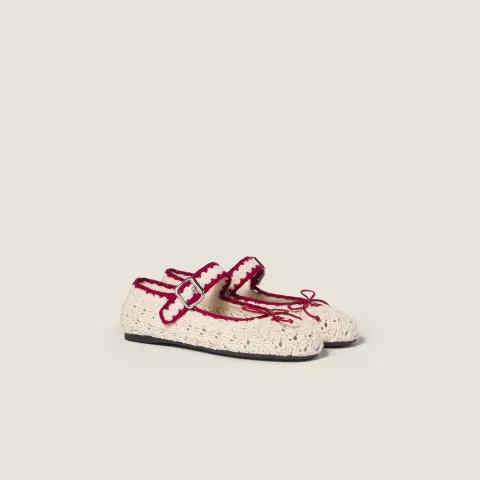 Crochet ballerinas