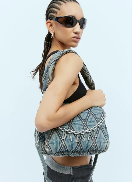 Charm-D Medium Shoulder Bag
