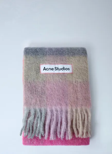 Logo Patch Check Scarf