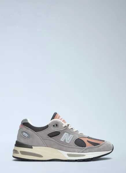 Made in UK 991v2 Sneakers