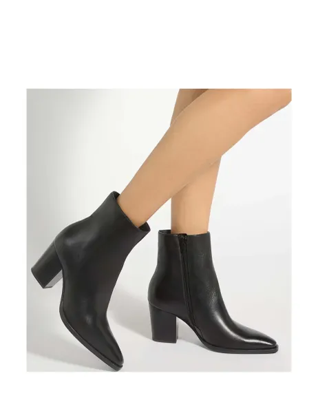 Papped Leather Block Heel Ankle Boots Black