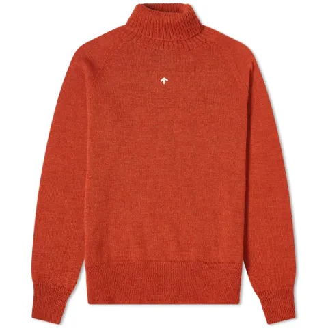 Seamless Rollneck Knit