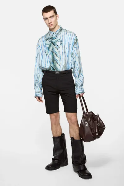 Tailored wool shorts