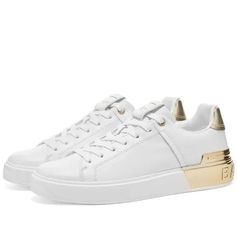Court Sneakers