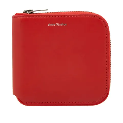 Csarite S Wallet