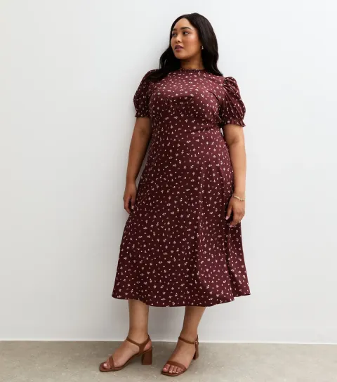 Women's Plus Size Red Ditsy Print Short Sleeve Crepe Midi Dress Curves