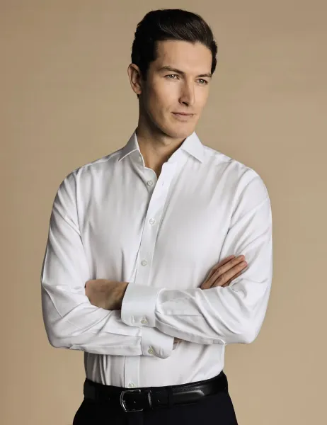 Charles Tyrwhitt Slim Fit Non Iron Herringbone Shirt White