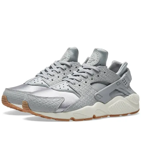 W Air Huarache Run Premium