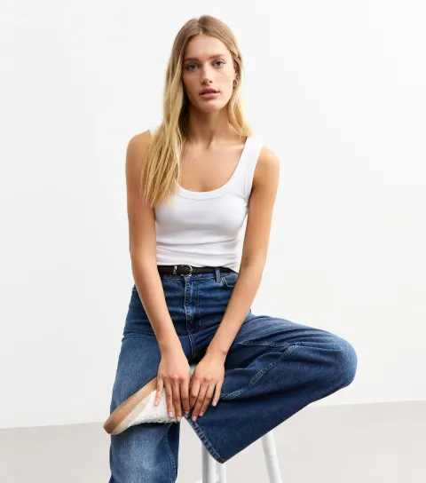 Women's White Wide Strap Scoop Neck Ribbed Vest