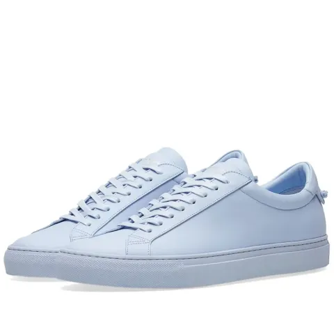 Classic Low Sneaker