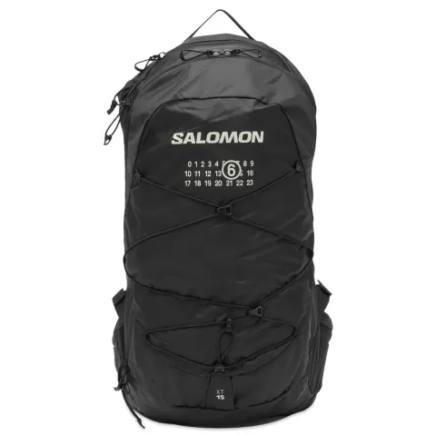 x Salomon XT 15 Hiking Backpack