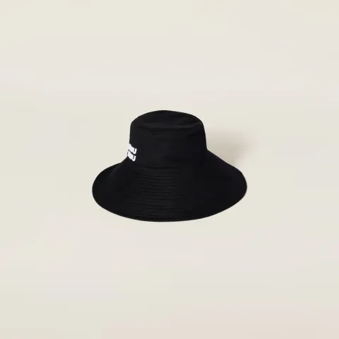 Drill hat