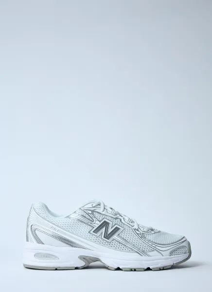 740 Sneakers